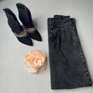 Fashion Nova’ Bella Vida Wide Leg Denim